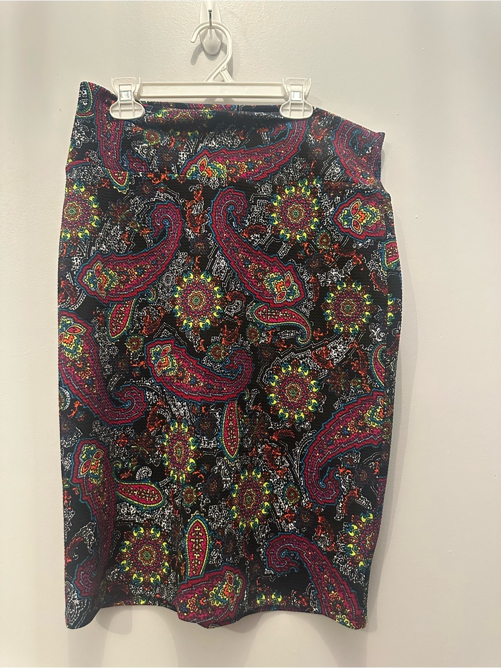EUC Lularoe Cassie. Women’s Medium